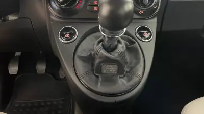 Fiat 500 2021 - 12990 EUR, 59000 km - AUTO.MOTO.pt - 59000km - foto 36 de 41