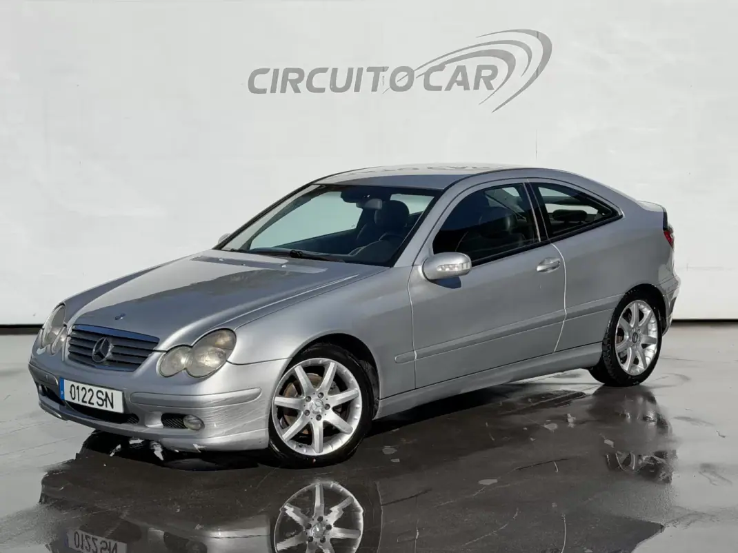 Mercedes-Benz C 220 2001