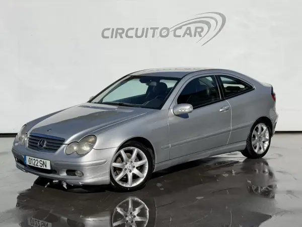 Mercedes-Benz C 220 2001