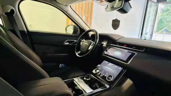 Land Rover Range Rover Velar 2019 - 37200 EUR, 90000 km - AUTO.MOTO.pt - 90000km - foto 6 de 8