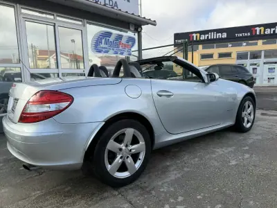 Mercedes-Benz SLK 200 2008 - 17450 EUR, 110000 km - AUTO.MOTO.pt - 110000km - foto 2 de 4