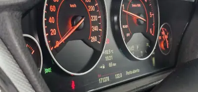 BMW 320 2013 - 21750 EUR, 170000 km - AUTO.MOTO.pt - 170000km - foto 38 de 51