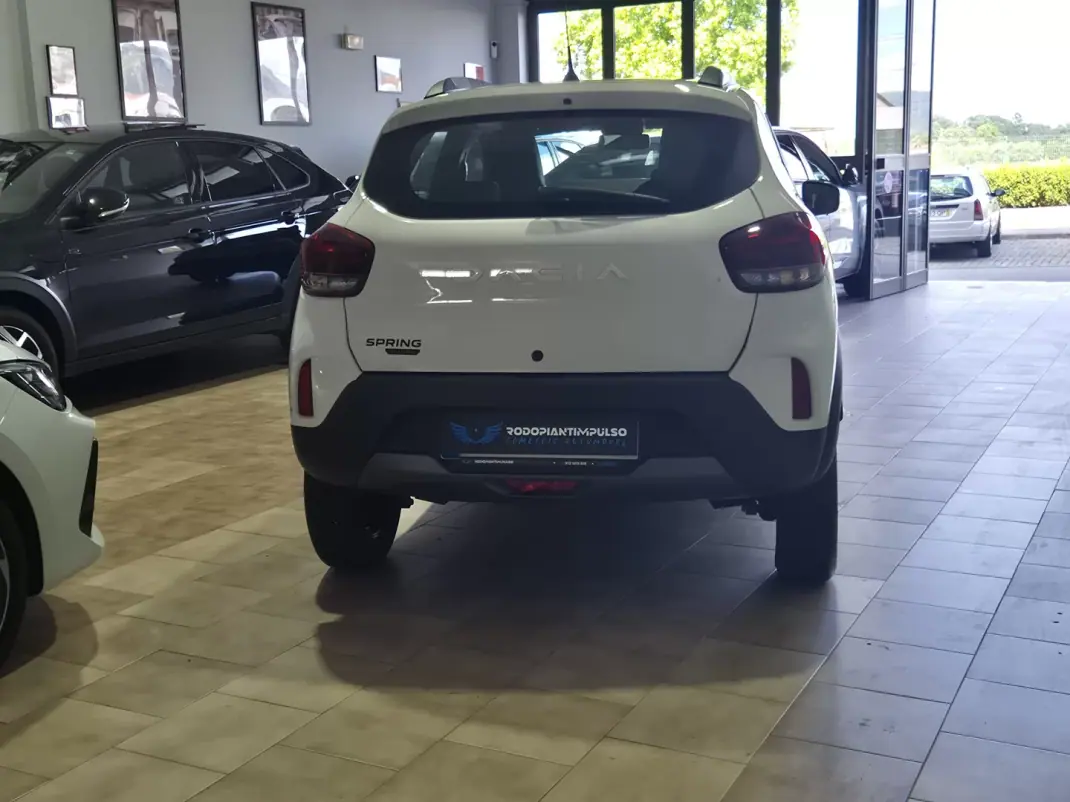 Dacia Spring 2023 - 14000 EUR, 13500 km - AUTO.MOTO.pt - 13500km - foto 5 de 22