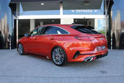 Kia ProCeed 2020 - 24750 EUR, 137140 km - AUTO.MOTO.pt - 137140km - foto 2 de 26