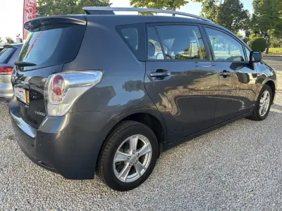 Toyota Verso 2012 - 13750 EUR, 96840 km - 96840km - foto 4 de 14