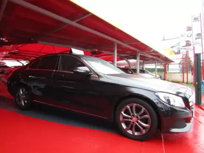 Mercedes-Benz C 200 2016 - 23900 EUR, 174130 km - 174130km - foto 10 de 22