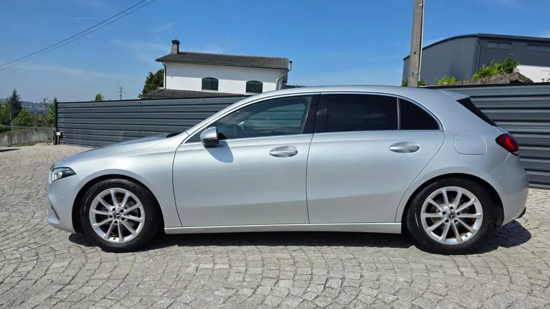 Mercedes-Benz A 180 2018 - 21890 EUR, 115000 km - 115000km - foto 2 de 37