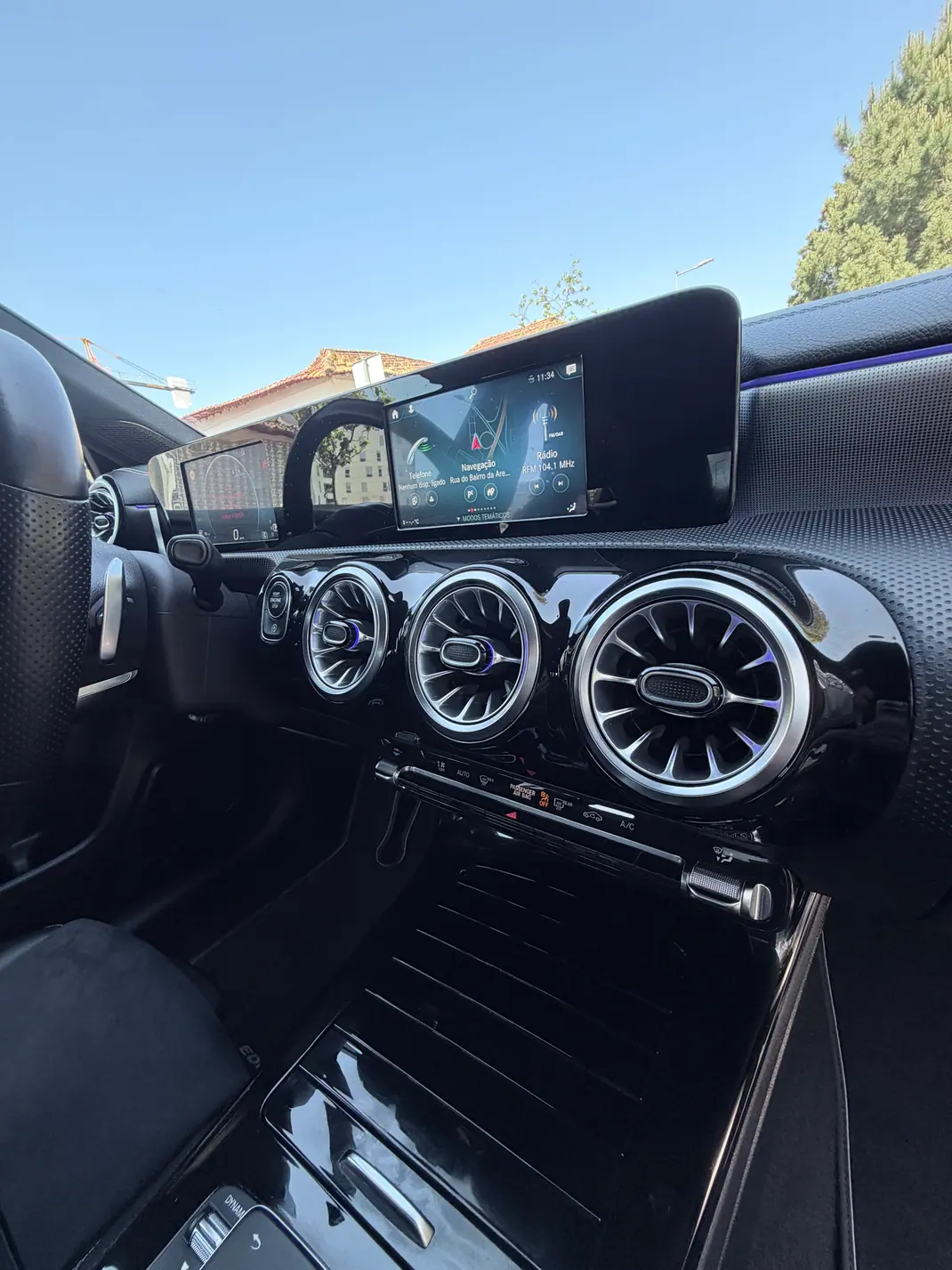 Mercedes-Benz A 220 2021 - 33950 EUR, 140000 km - AUTO.MOTO.pt - 140000km - foto 10 de 13