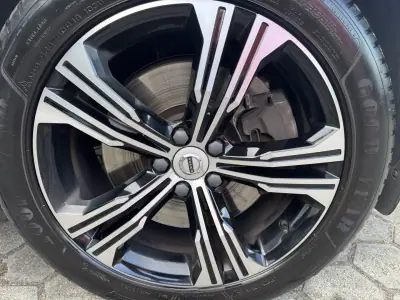 Volvo XC 40 2021 - 24500 EUR, 121000 km - AUTO.MOTO.pt - 121000km - foto 42 de 42