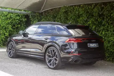 Audi RS Q8 2021 - 131900 EUR, 91000 km - AUTO.MOTO.pt - 91000km - foto 10 de 26