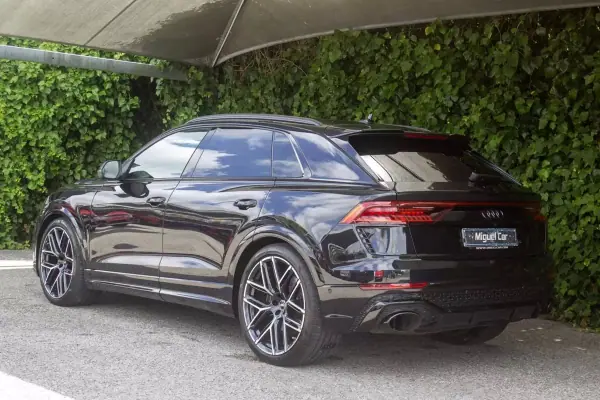 Audi RS Q8 2021 - 131900 EUR, 91000 km - AUTO.MOTO.pt - 91000km - foto 10 de 26