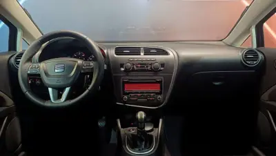 SEAT Leon 2012 - 5900 EUR, 395479 km - AUTO.MOTO.pt - 395479km - foto 6 de 40