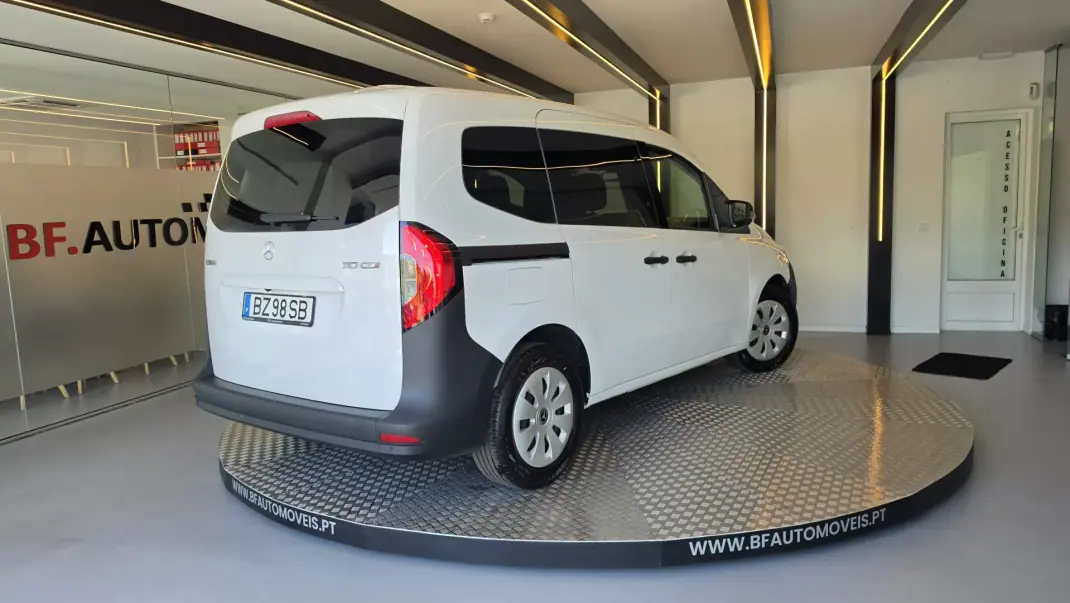 Mercedes-Benz Citan 2025 - 24950 EUR, 10603 km - AUTO.MOTO.pt - 10603km - foto 18 de 50