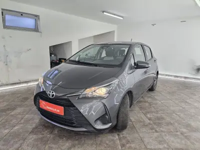 Toyota Yaris 2019 - 13650 EUR, 135421 km - AUTO.MOTO.pt - 135421km - foto 10 de 37