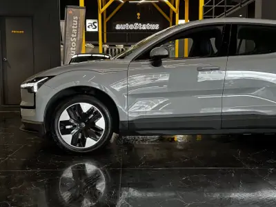 Volvo EX30 2024 - 32990 EUR, 14200 km - AUTO.MOTO.pt - 14200km - foto 9 de 32