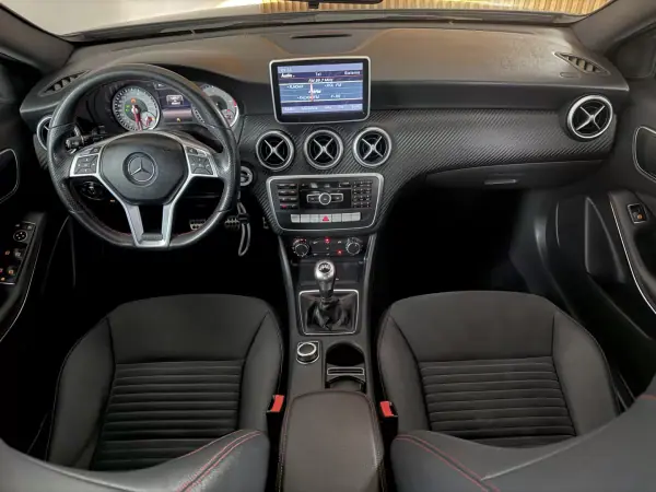 Mercedes-Benz A 180 d AMG Line 2015 Diesel