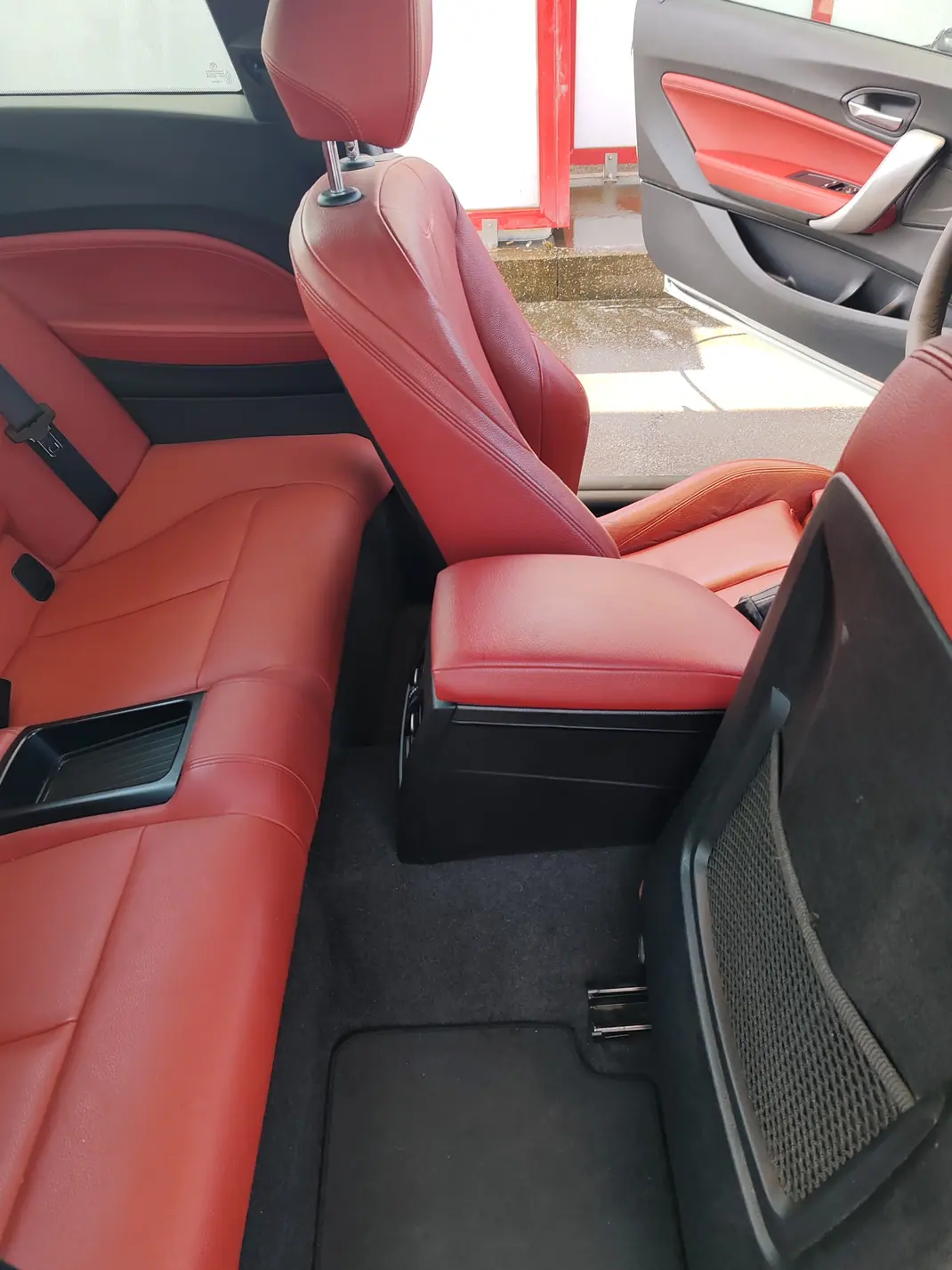 BMW 220 2015 - 15500 EUR, 290000 km - AUTO.MOTO.pt - 290000km - foto 16 de 16