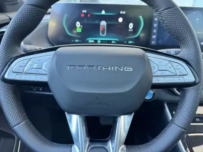 Forthing Friday EV 2025 - 44900 EUR, 2337 km - AUTO.MOTO.pt - 2337km - foto 12 de 24