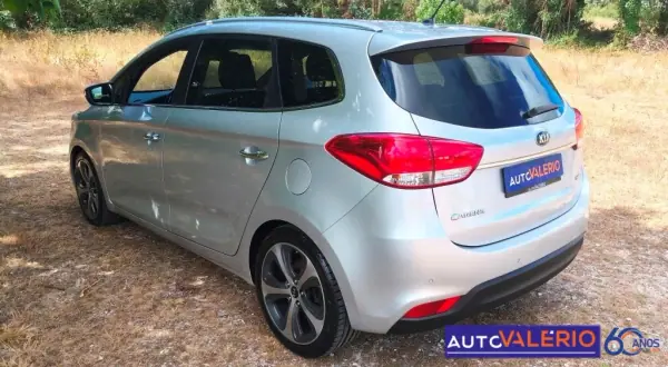 Kia Carens 2016 - 12950 EUR, 131881 km - AUTO.MOTO.pt - 131881km - foto 3 de 35