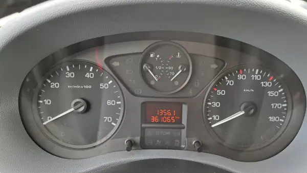 Citroën Jumpy 2012 - 8900 EUR, 361065 km - AUTO.MOTO.pt - 361065km - foto 18 de 23