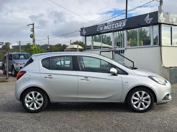 Opel Corsa 2017 - 12900 EUR, 88000 km - AUTO.MOTO.pt - 88000km - foto 6 de 38