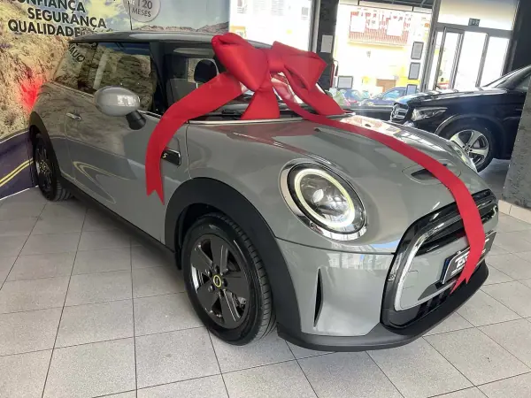 MINI Cooper S 2021 — foto 2 de 24
