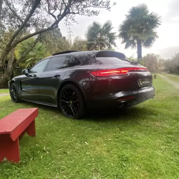 Porsche Panamera Sport Turismo 2019 - 69990 EUR, 210000 km - AUTO.MOTO.pt - 210000km - foto 40 de 50