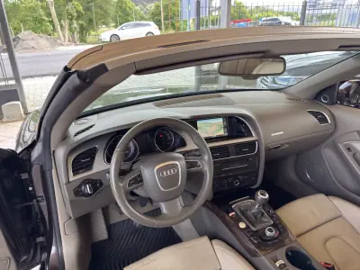 Audi A5 Cabrio 2011 - 14950 EUR, 274529 km - AUTO.MOTO.pt - 274529km - foto 18 de 37