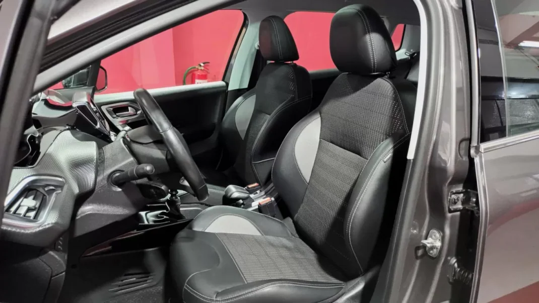 Peugeot 2008 2016 - 13750 EUR, 44423 km - AUTO.MOTO.pt - 44423km - foto 40 de 58