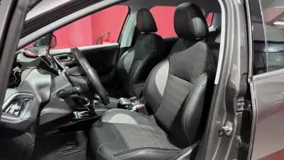 Peugeot 2008 2016 - 13750 EUR, 44423 km - AUTO.MOTO.pt - 44423km - foto 40 de 58