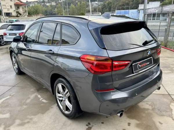 BMW X1 2017 - 23999 EUR, 150000 km - AUTO.MOTO.pt - 150000km - foto 16 de 25