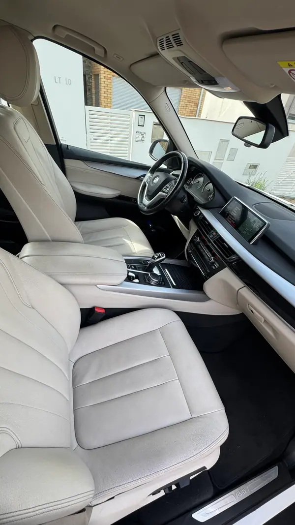 BMW X5 2016 - 21000 EUR, 230000 km - AUTO.MOTO.pt - 230000km - foto 7 de 23
