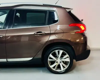Peugeot 2008 2013 - 9950 EUR, 134000 km - AUTO.MOTO.pt - 134000km - foto 17 de 60