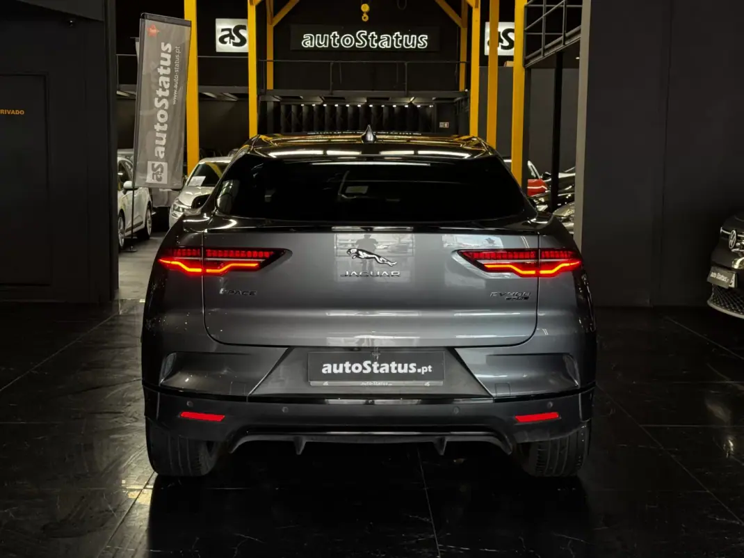 Jaguar I-Pace 2018 - 26990 EUR, 118500 km - AUTO.MOTO.pt - 118500km - foto 11 de 35
