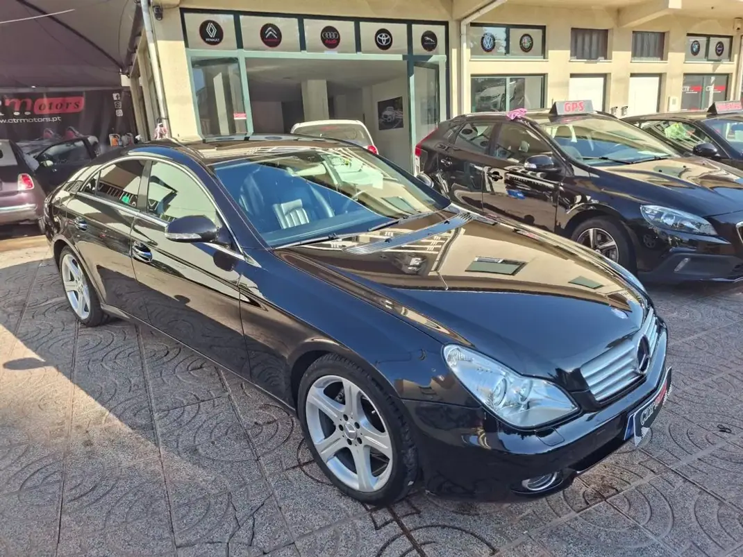 Mercedes-Benz CLS 320 2006 - 14900 EUR, 299952 km - 299952km - foto 4 de 38
