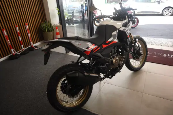 Kl DUAL X 2026 Petrol