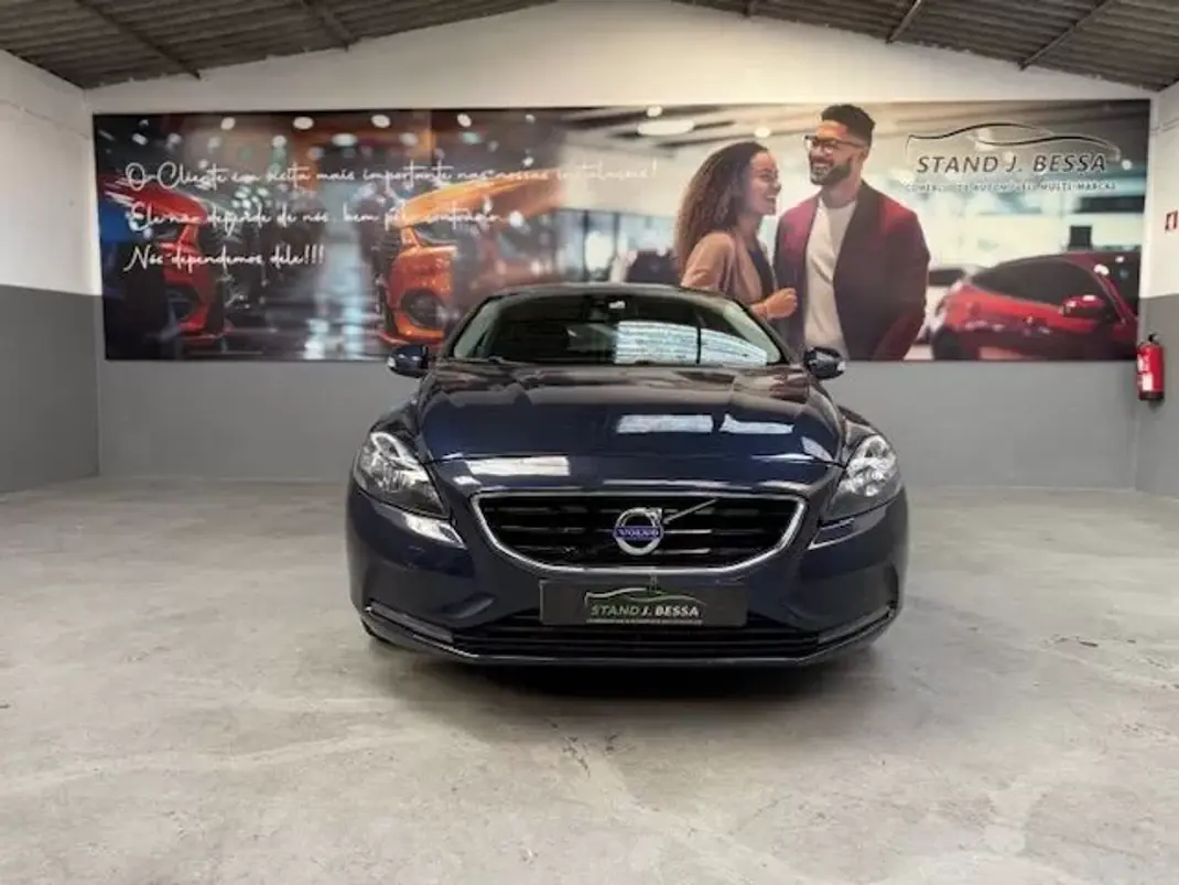 Volvo V40 2014 - 7900 EUR, 263000 km - AUTO.MOTO.pt - 263000km - foto 3 de 14