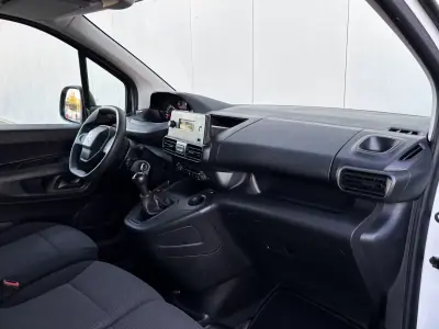 Peugeot PARTNER 1.6 BLUEHDI 3 LUGARES 2019 - 13900 EUR, 97000 km - AUTO.MOTO.pt - 97000km - foto 31 de 34