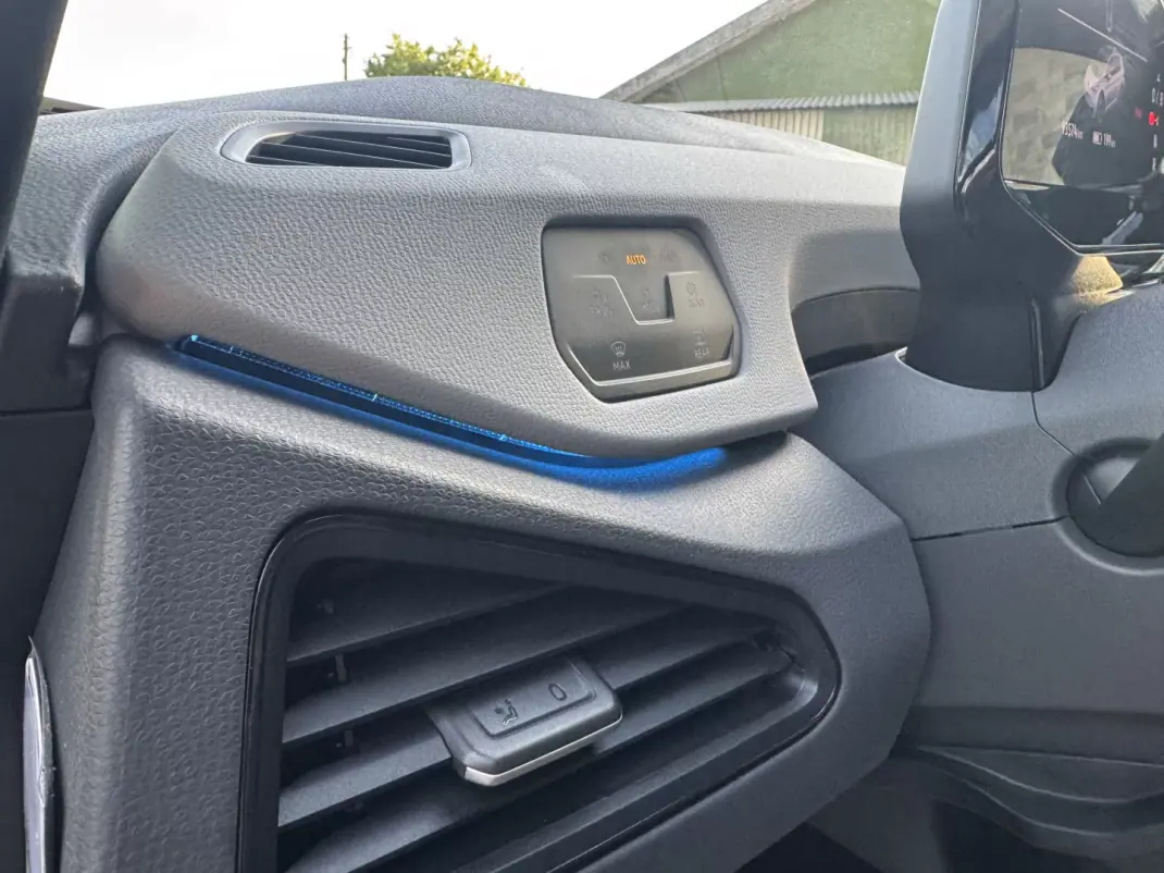 Volkswagen ID.3 2020 - 19900 EUR, 93000 km - AUTO.MOTO.pt - 93000km - foto 35 de 44