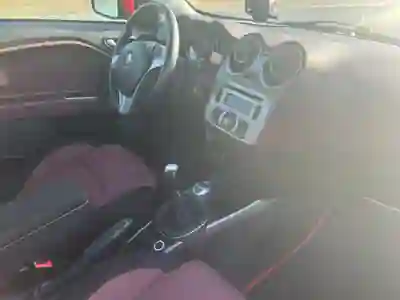 Alfa Romeo MiTo 2010 - 6950 EUR, 170000 km - AUTO.MOTO.pt - 170000km - foto 5 de 10