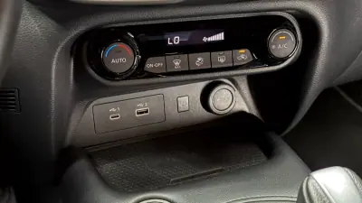 Nissan Juke 2025 - 21470 EUR, 27000 km - AUTO.MOTO.pt - 27000km - foto 25 de 43