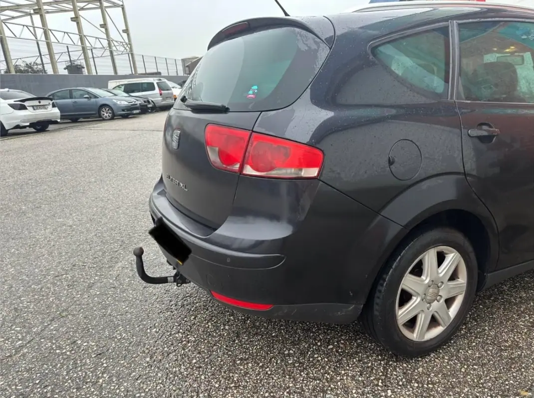 SEAT Altea XL 2007 - 3950 EUR, 320000 km - AUTO.MOTO.pt - 320000km - foto 2 de 10