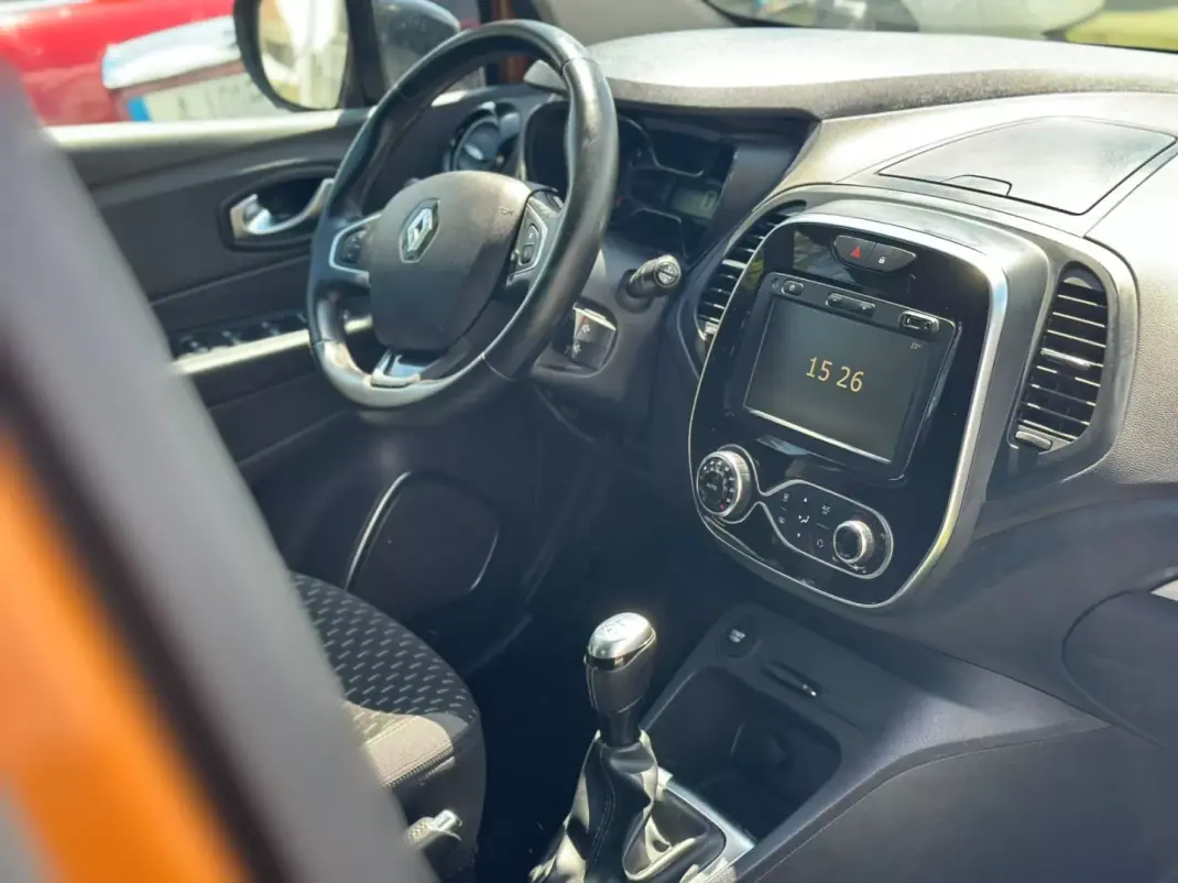 Renault Captur 2019 - 17990 EUR, 55017 km - 55017km - foto 10 de 16