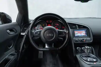 Audi R8 Coupé 2007 - 74950 EUR, 65000 km - AUTO.MOTO.pt - 65000km - foto 19 de 35