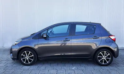 Toyota Yaris 2020 - 12990 EUR, 88000 km - AUTO.MOTO.pt - 88000km - foto 2 de 38