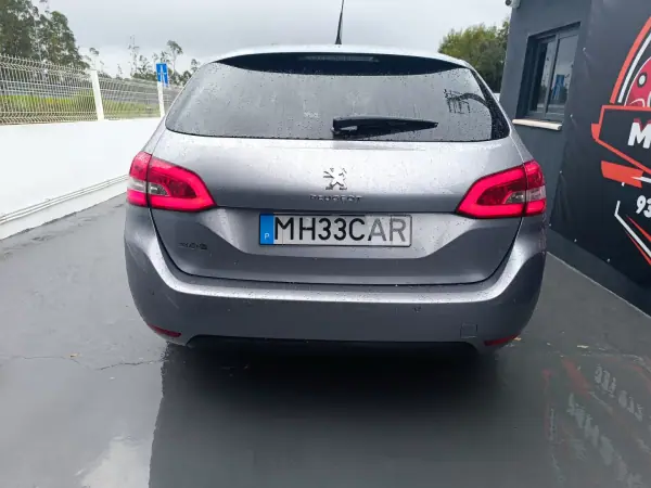 Peugeot 308 2020 - 10900 EUR, 168102 km - AUTO.MOTO.pt - 168102km - foto 8 de 28