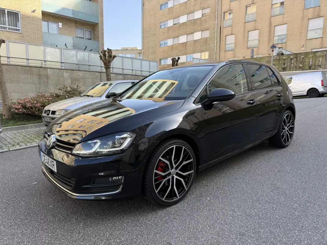 Volkswagen Golf 2016 - 13950 EUR, 258000 km - AUTO.MOTO.pt - 258000km - foto 3 de 15