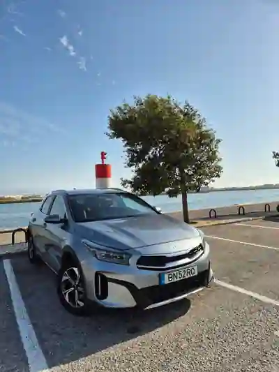 Kia XCeed 2024 - 18500 EUR, 37000 km - AUTO.MOTO.pt - 37000km - foto 6 de 14