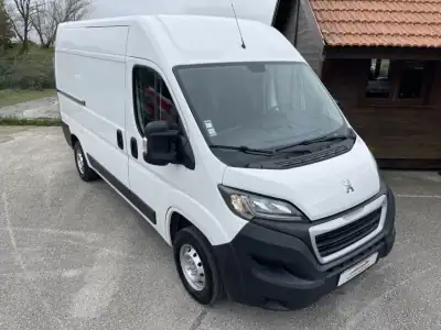 Peugeot Boxer 2.0BlueHDi L2H2 Premium 2019 - 18990 EUR, 232250 km - AUTO.MOTO.pt - 232250km - foto 6 de 17