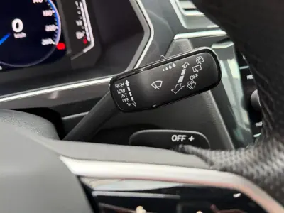 Volkswagen Tiguan 2022 - 33900 EUR, 71516 km - AUTO.MOTO.pt - 71516km - foto 9 de 21